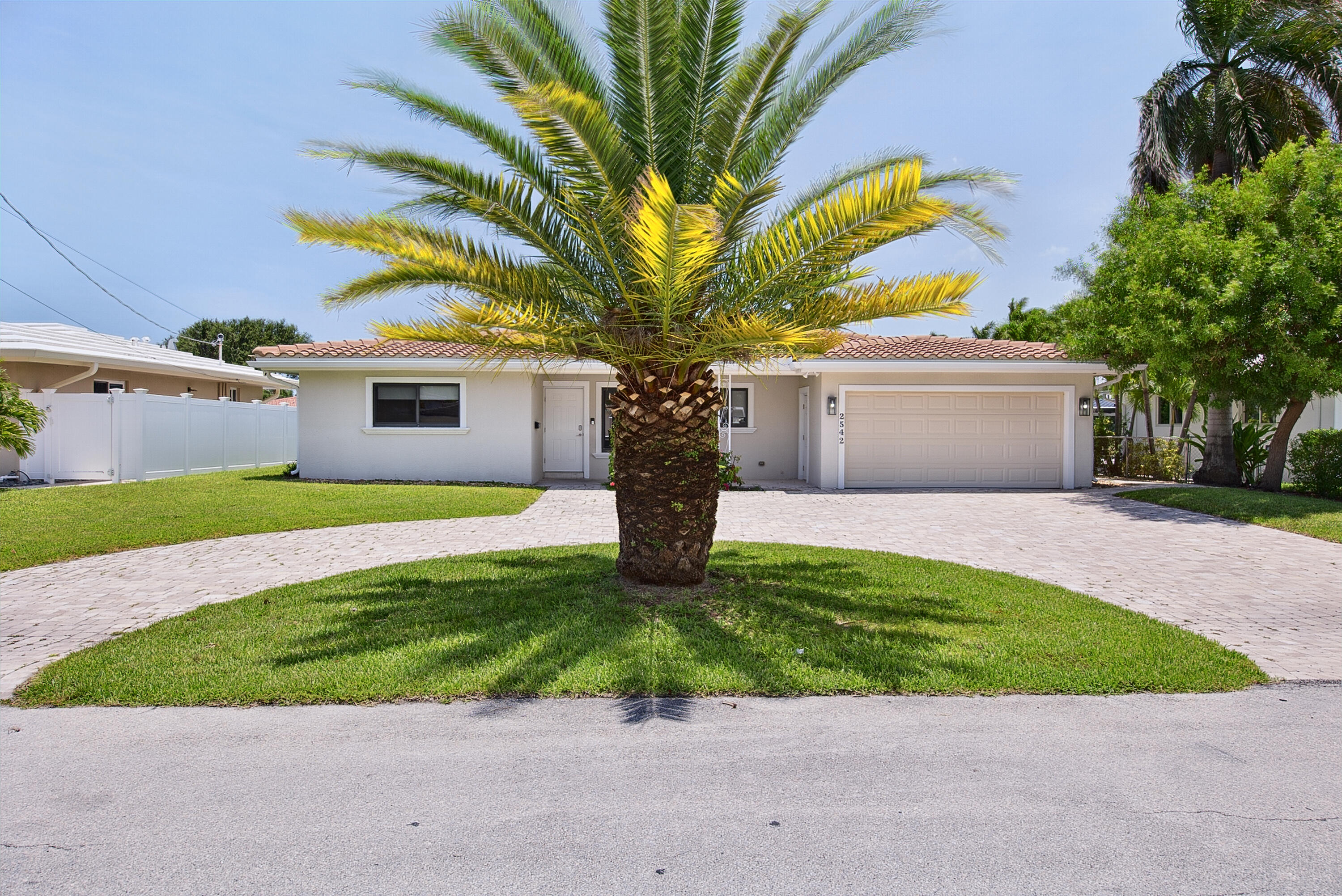 POMPANO ISLES SEC - Residential