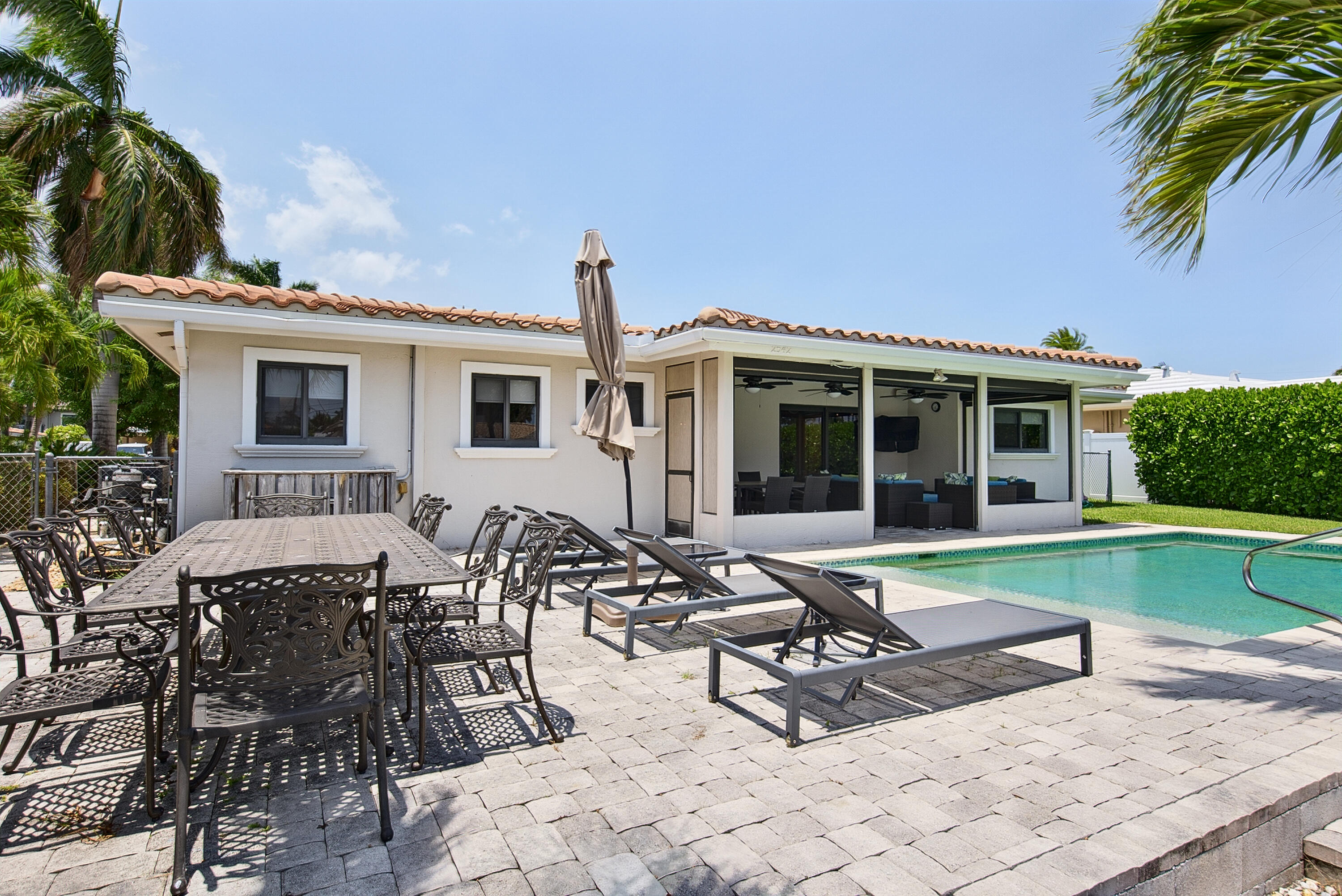 POMPANO ISLES SEC - Residential