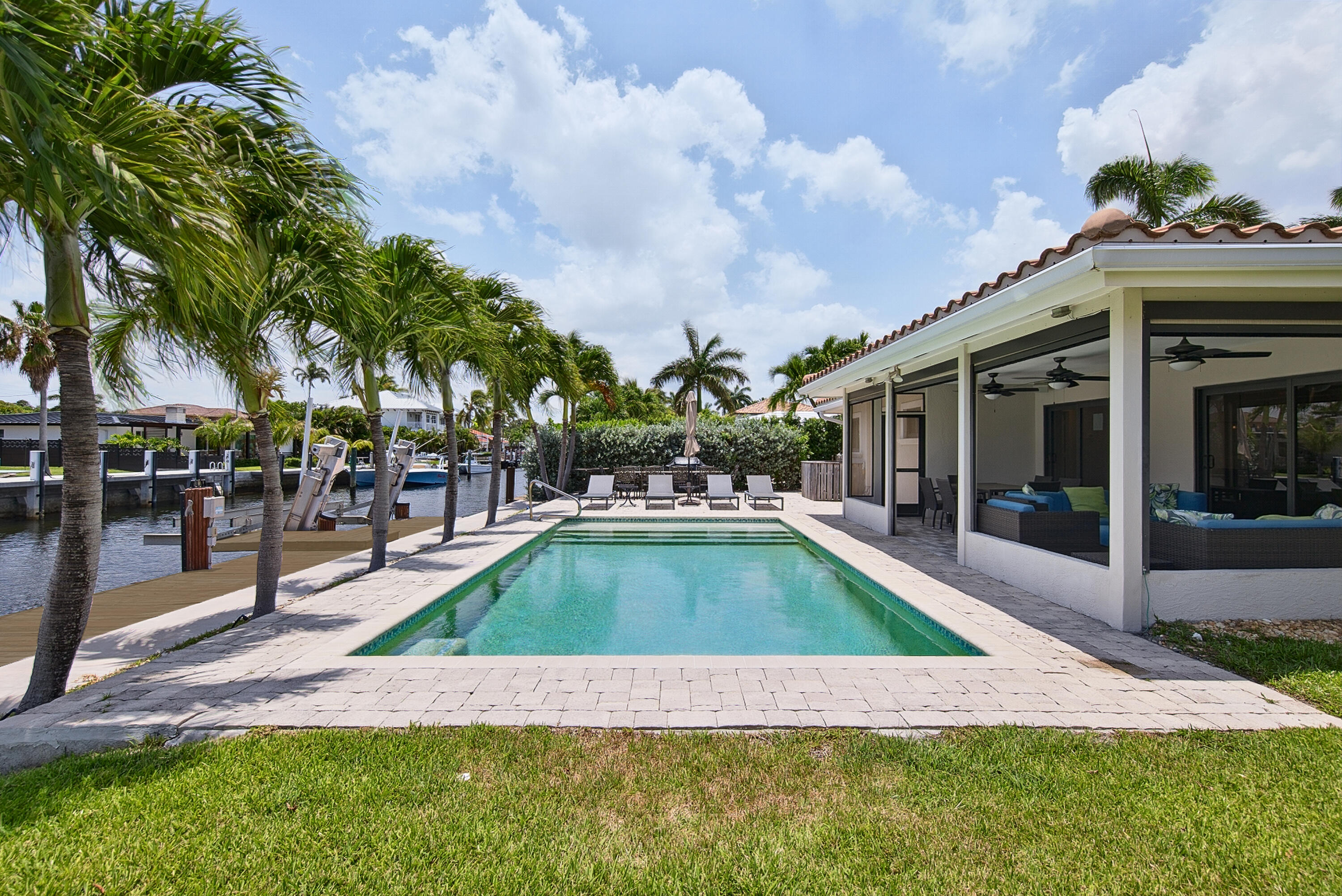 POMPANO ISLES SEC - Residential