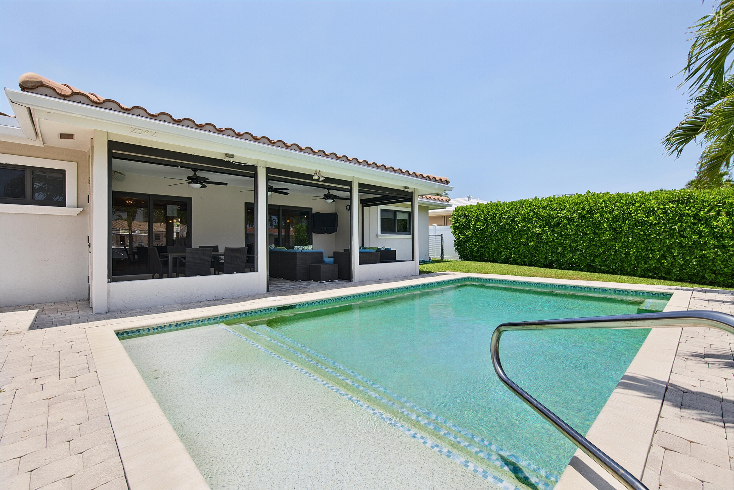 POMPANO ISLES SEC - Residential