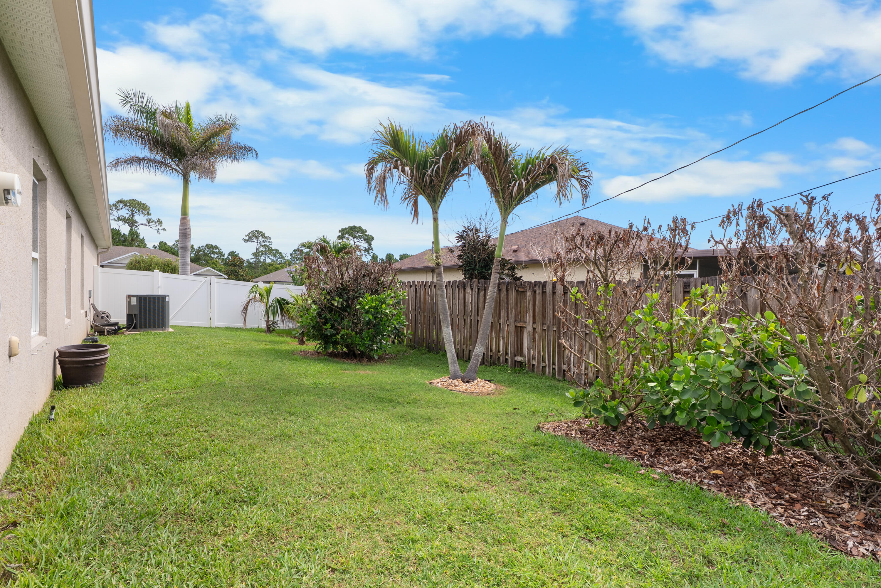 PORT ST LUCIE SECTION 19 - Residential
