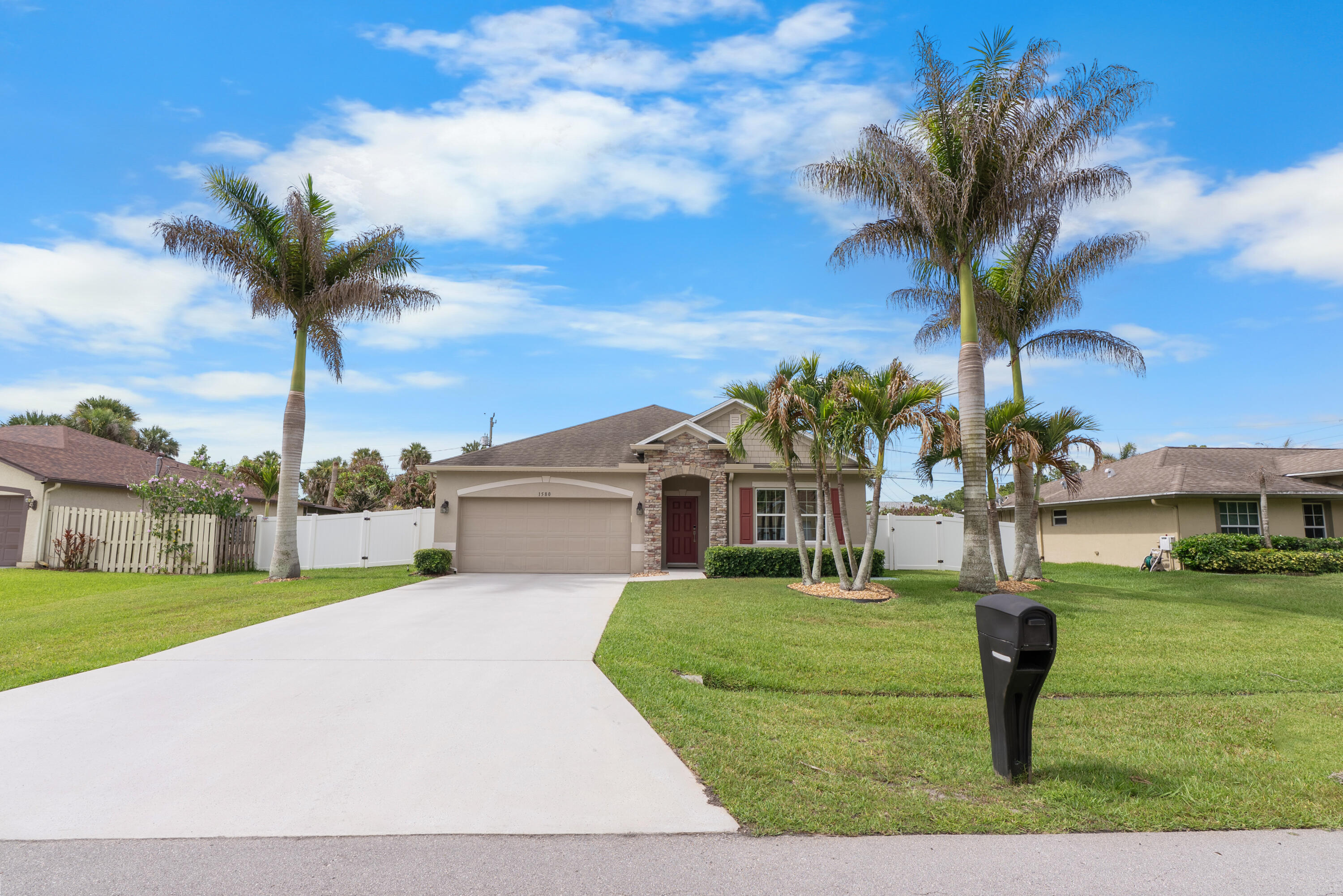 PORT ST LUCIE SECTION 19 - Residential