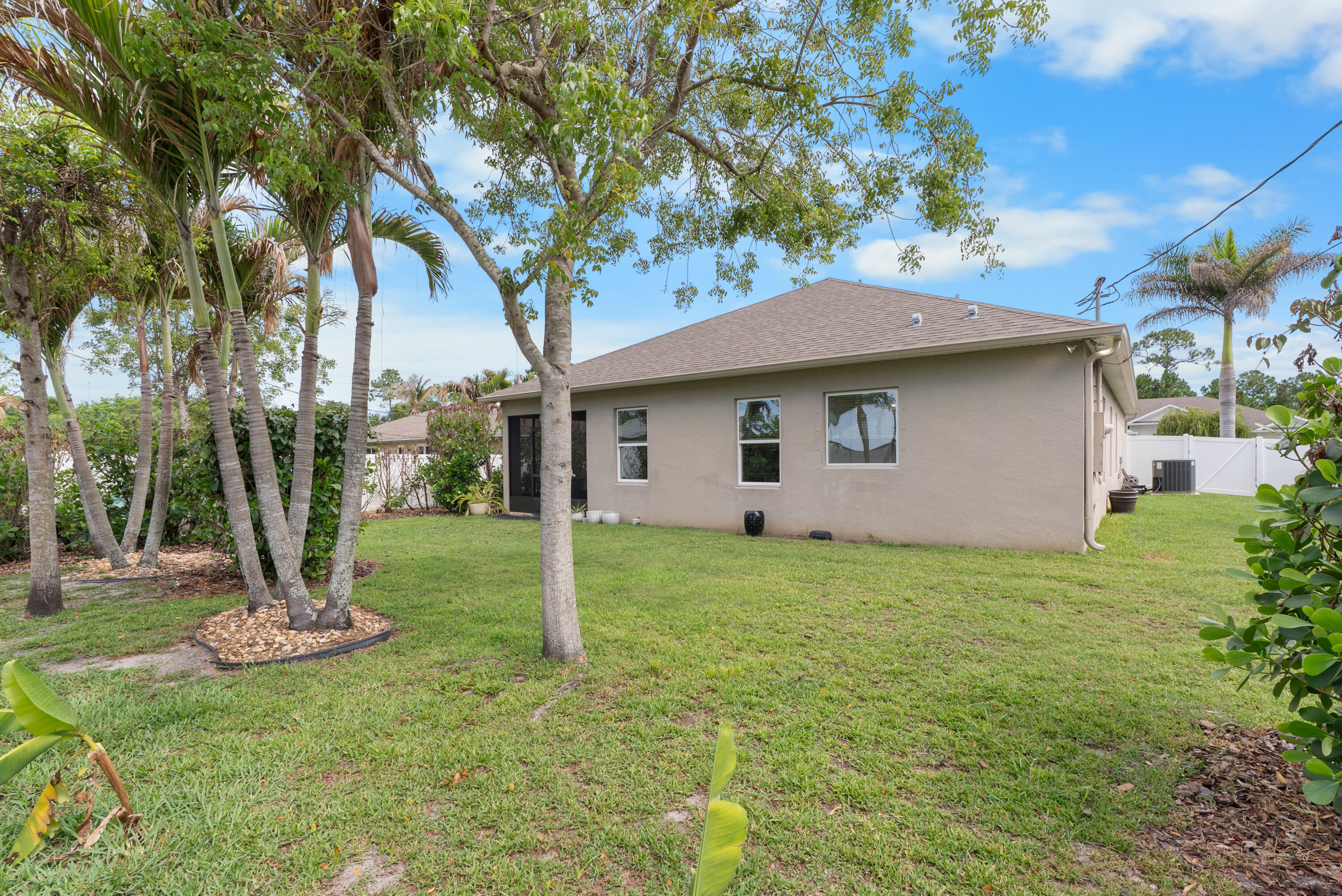 PORT ST LUCIE SECTION 19 - Residential