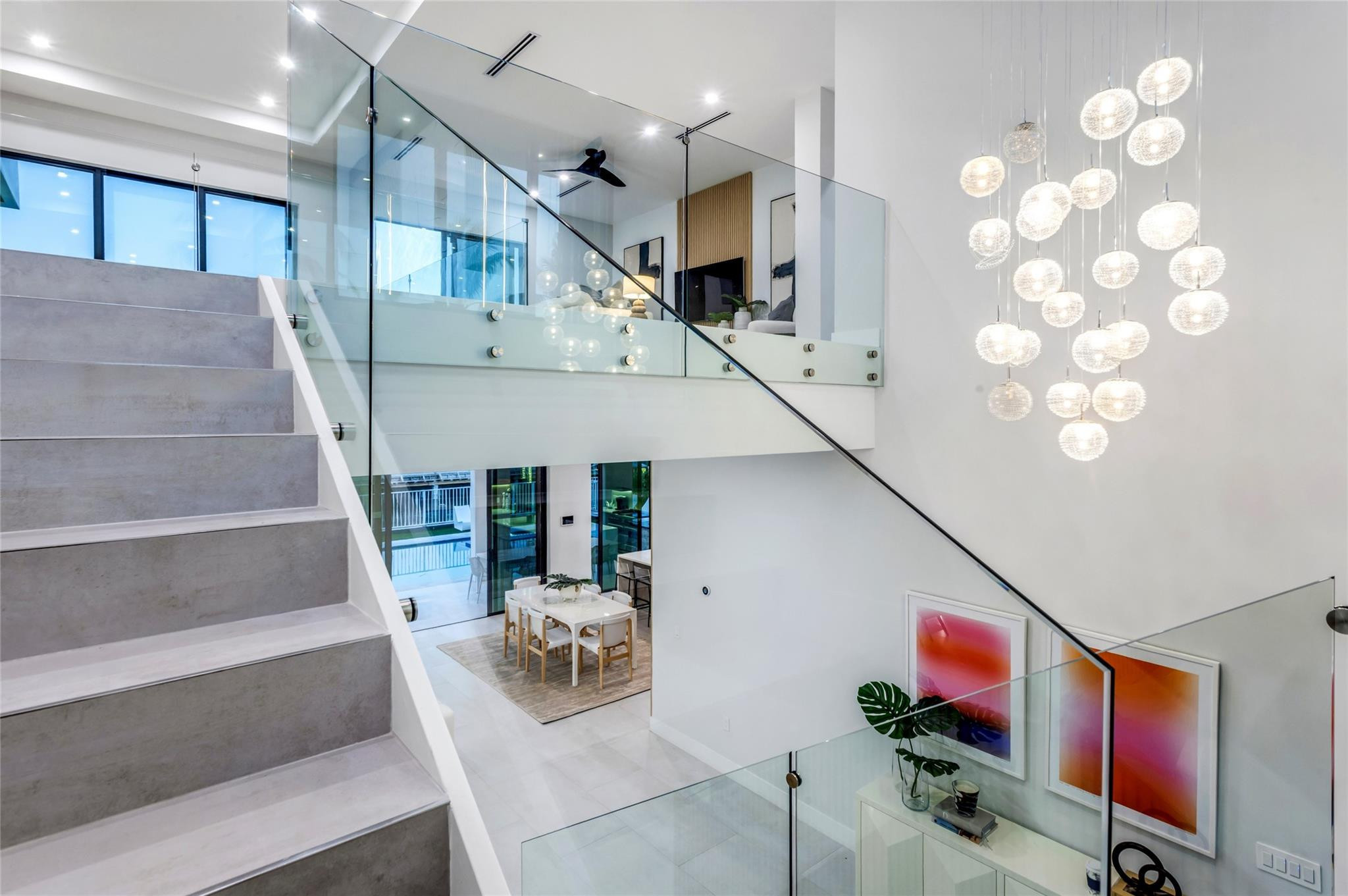 CORAL KEY VILLAS 3RD SEC - Residential