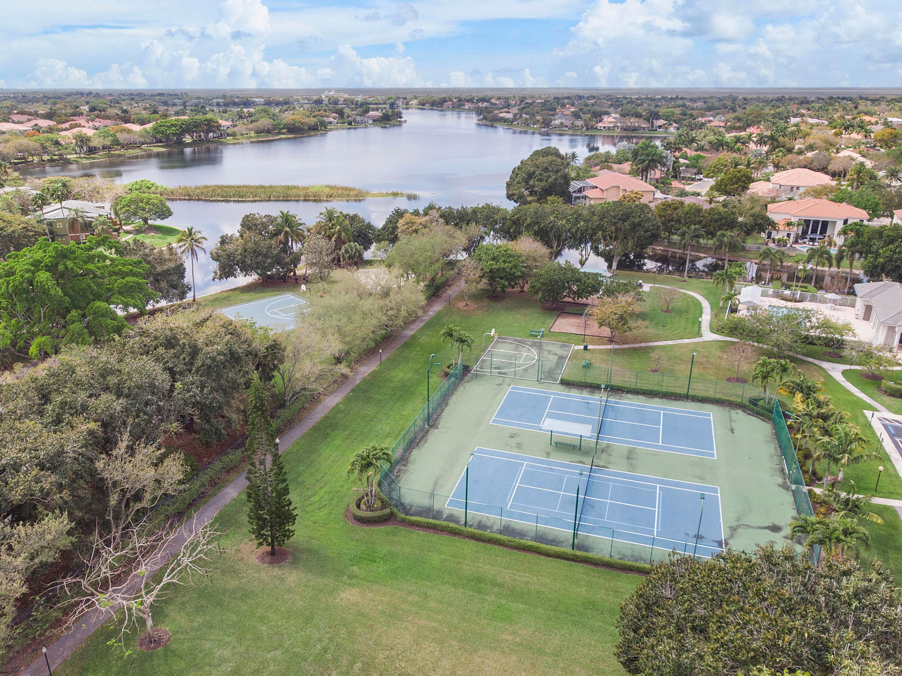 LAKEVIEW DRIVE SUBDIVISION - Residential