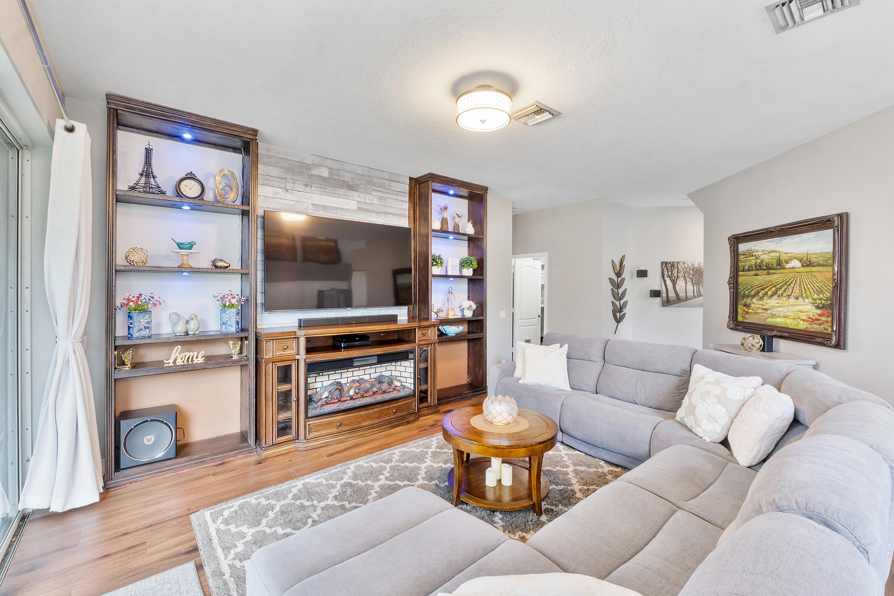 LAKEVIEW DRIVE SUBDIVISION - Residential