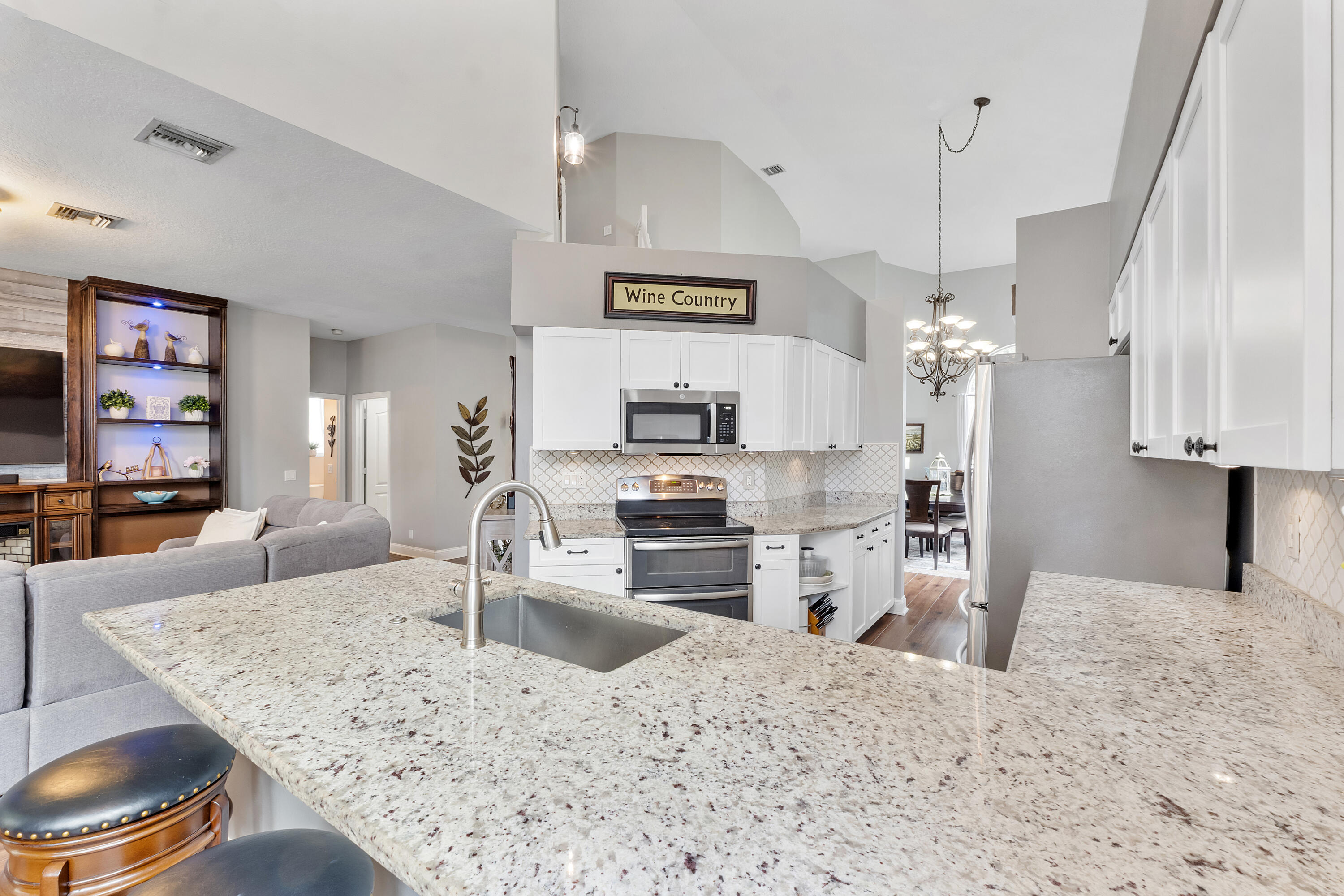 LAKEVIEW DRIVE SUBDIVISION - Residential