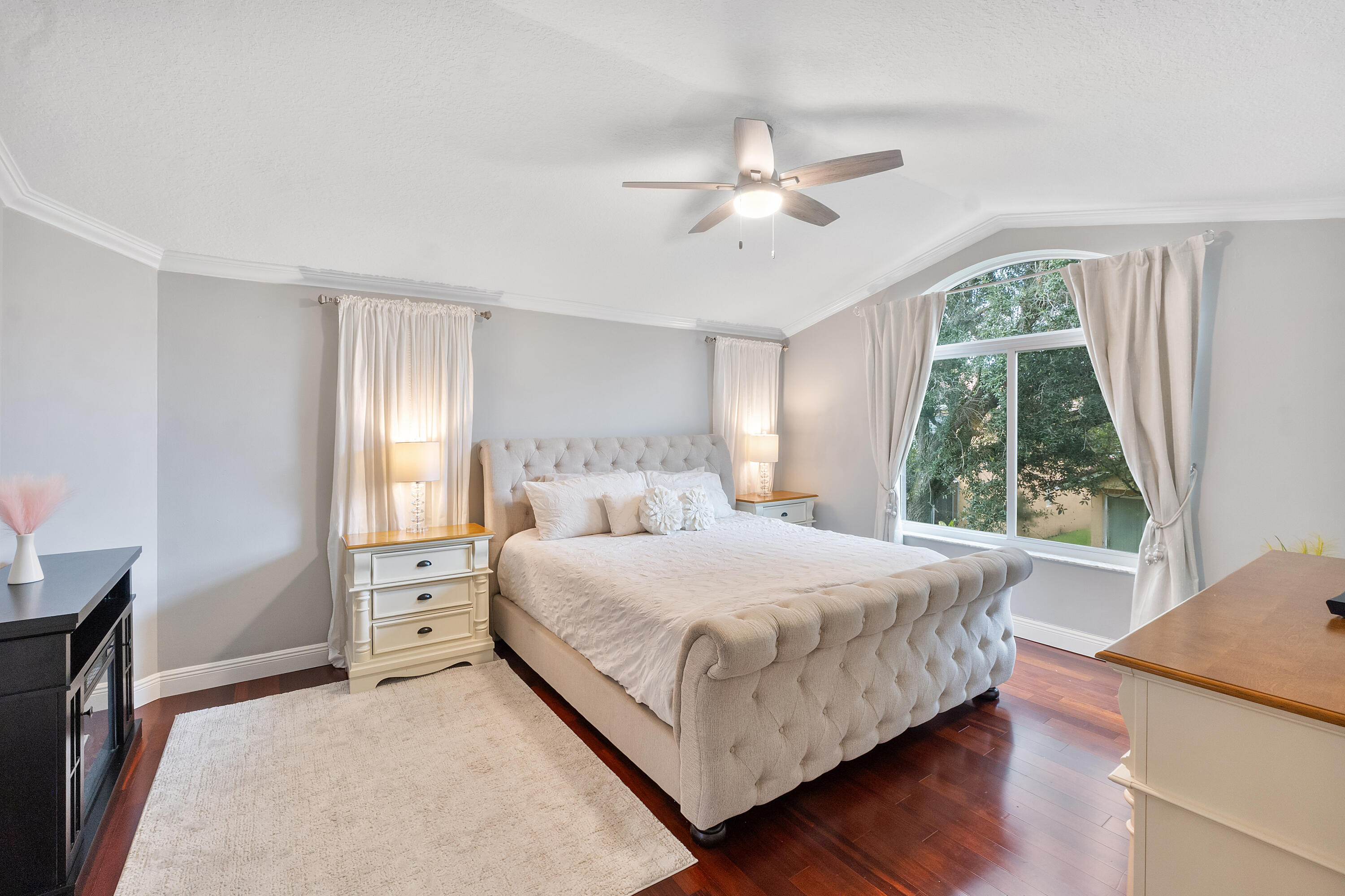 LAKEVIEW DRIVE SUBDIVISION - Residential