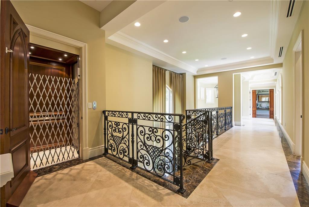 Martin Suburban Acres - Residential