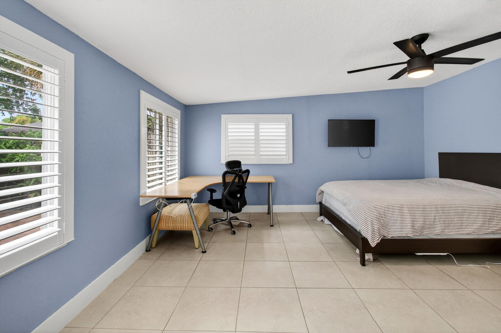 LAKE WORTH TOWN OF - Residential