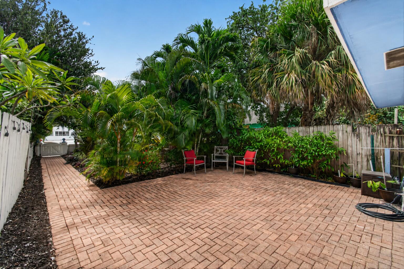 LAKE WORTH TOWN OF - Residential