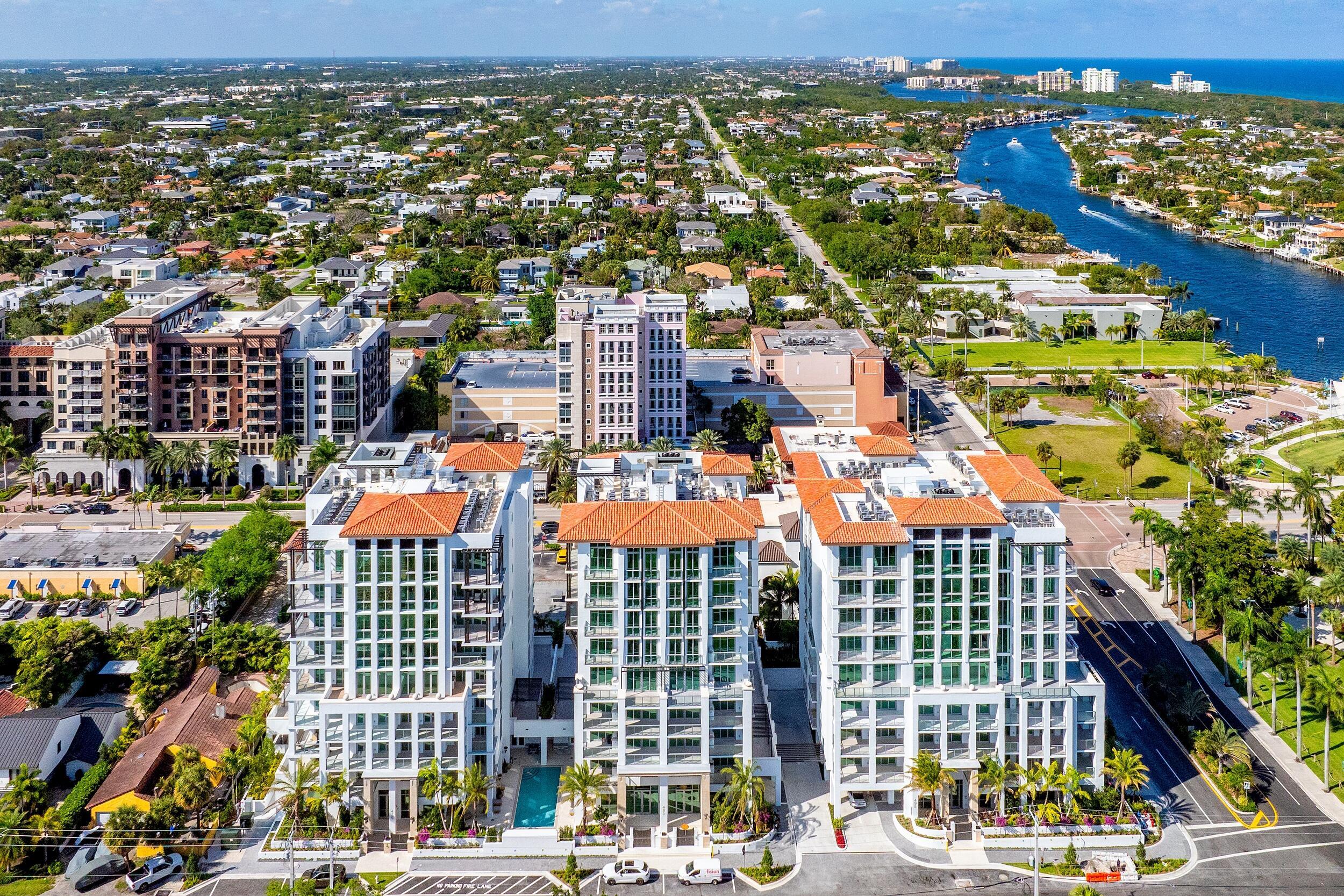 ROYAL PALM RESIDENCES - Residential