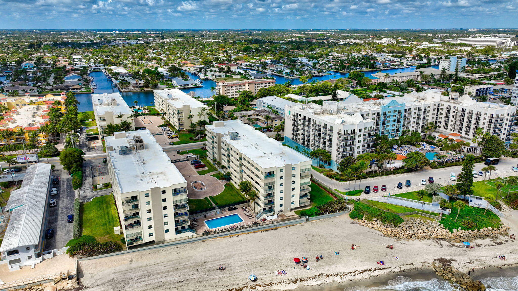 PORT DE MER CONDO - Residential