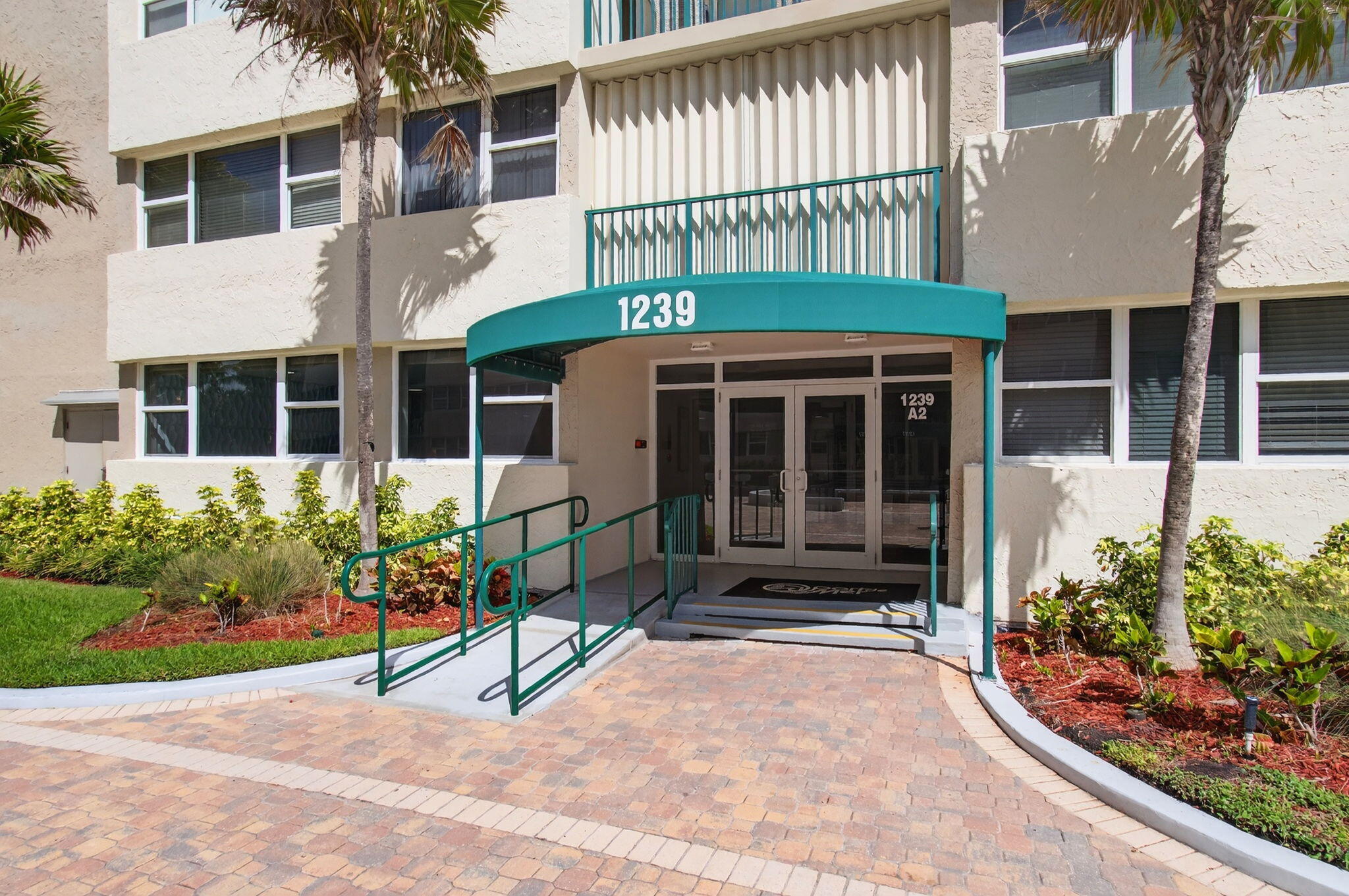 PORT DE MER CONDO - Residential