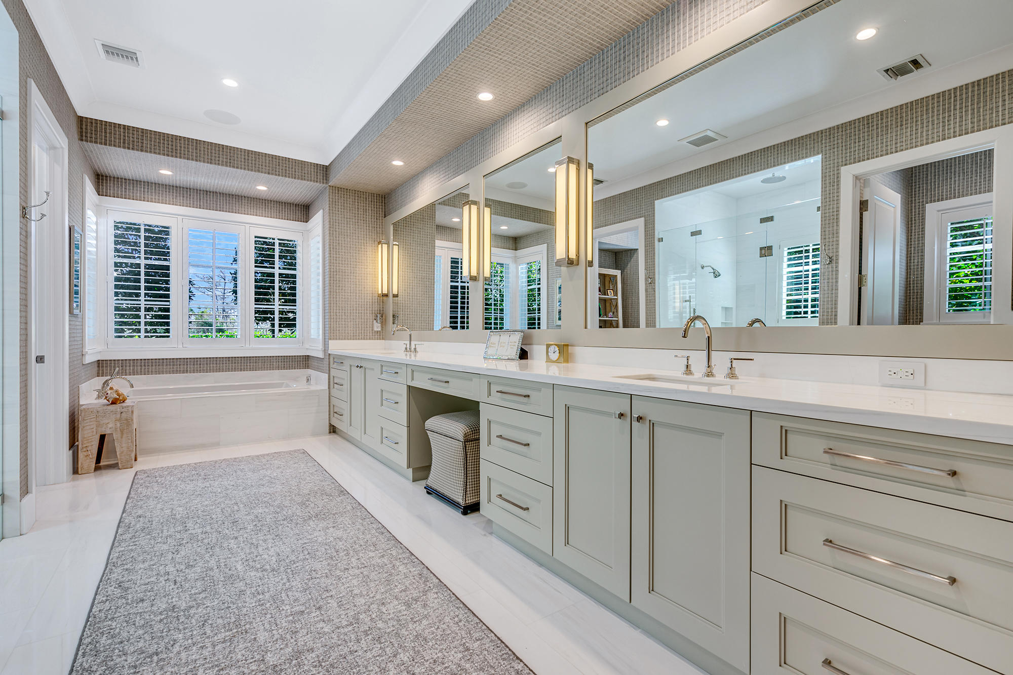 BLUE CYPRESS REPL AT PALM BEACH POLO & COUNTRY CLU - Residential
