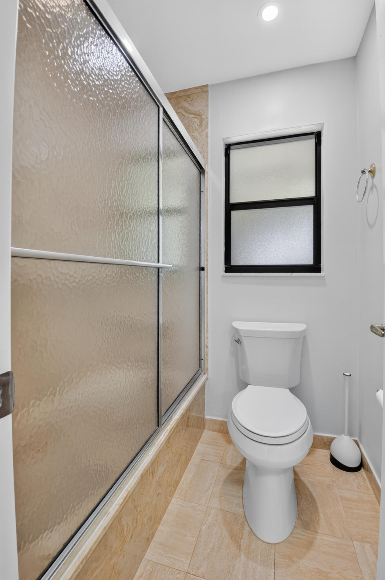 GARDENS OF LAKEWOOD CONDO - Residential