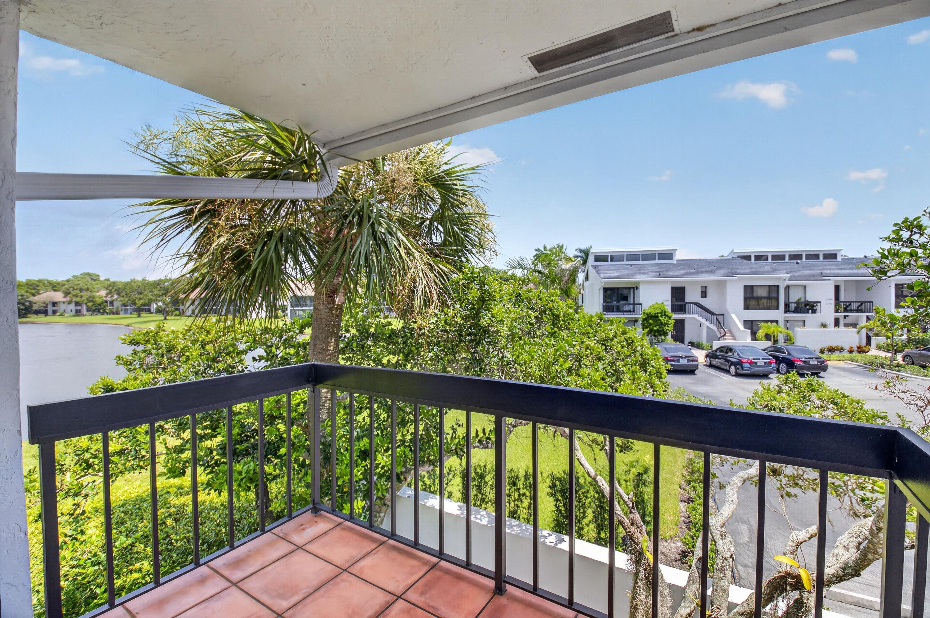 GARDENS OF LAKEWOOD CONDO - Residential