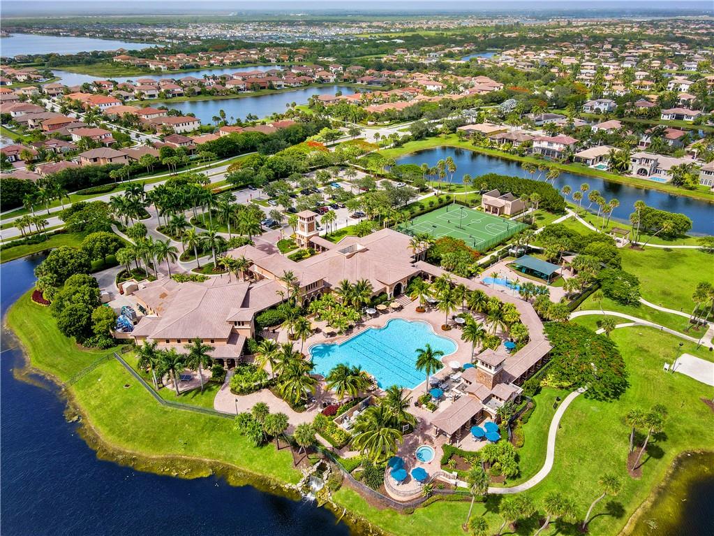 Heron Bay North 3 176-73 - Residential