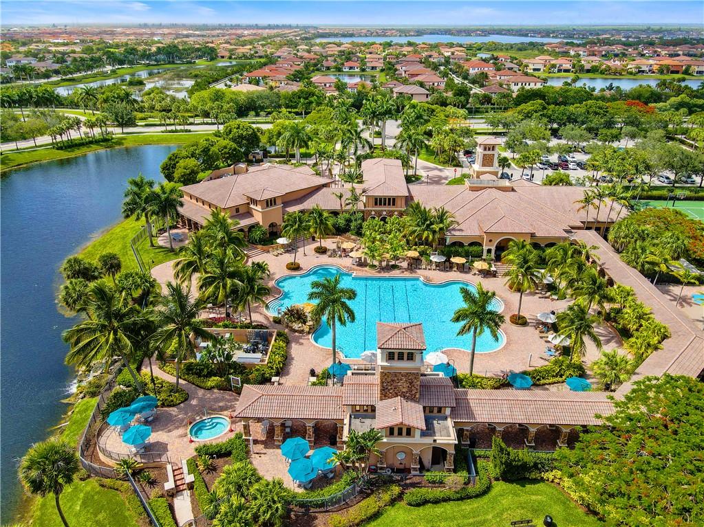 Heron Bay North 3 176-73 - Residential
