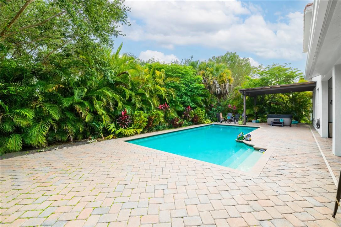 Heron Bay North 3 176-73 - Residential