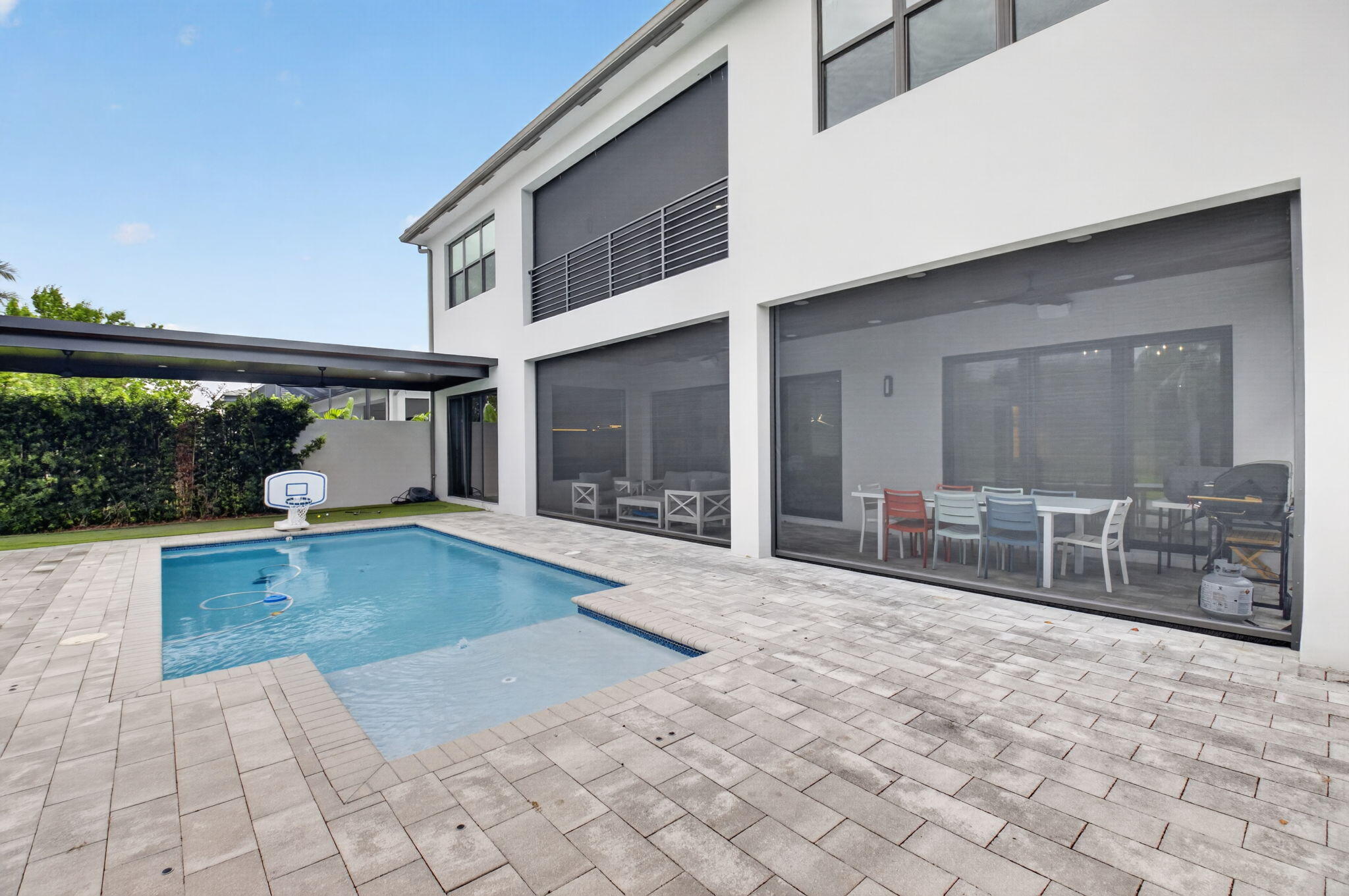 LOTUS - Residential