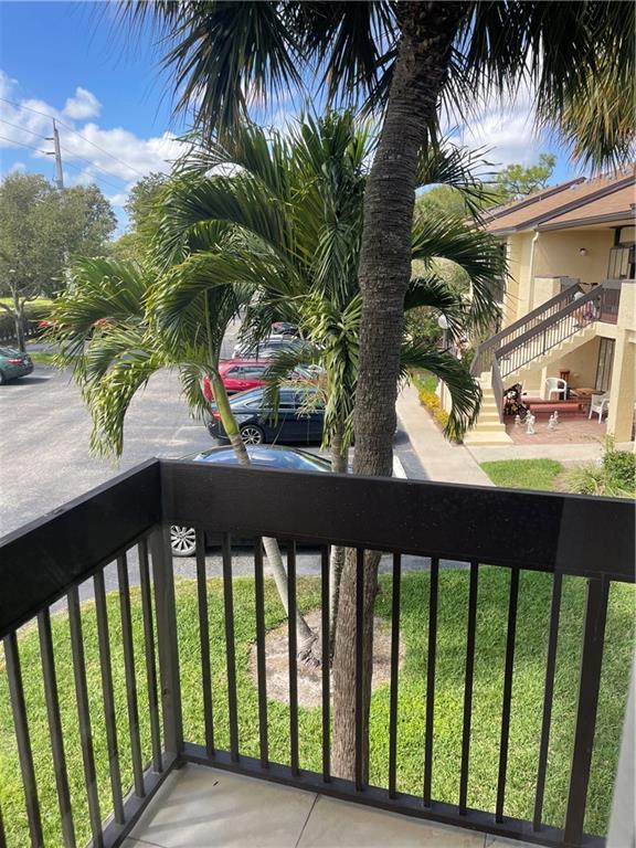 MEADOWRIDGE EAST CONDO - Residential