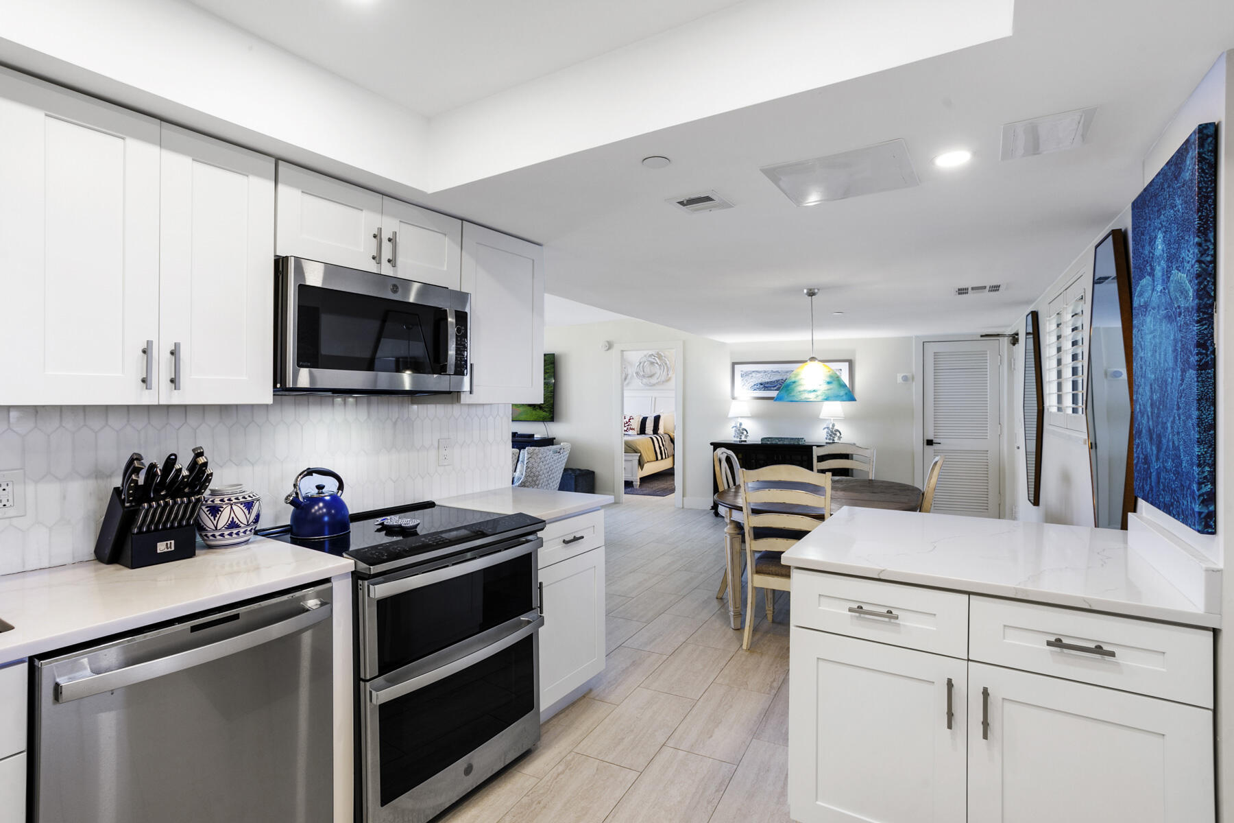 OCEAN TRAIL CONDO I - Residential Lease