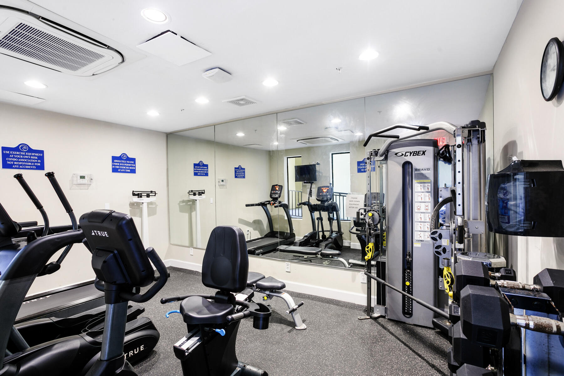 OCEAN TRAIL CONDO I - Residential Lease