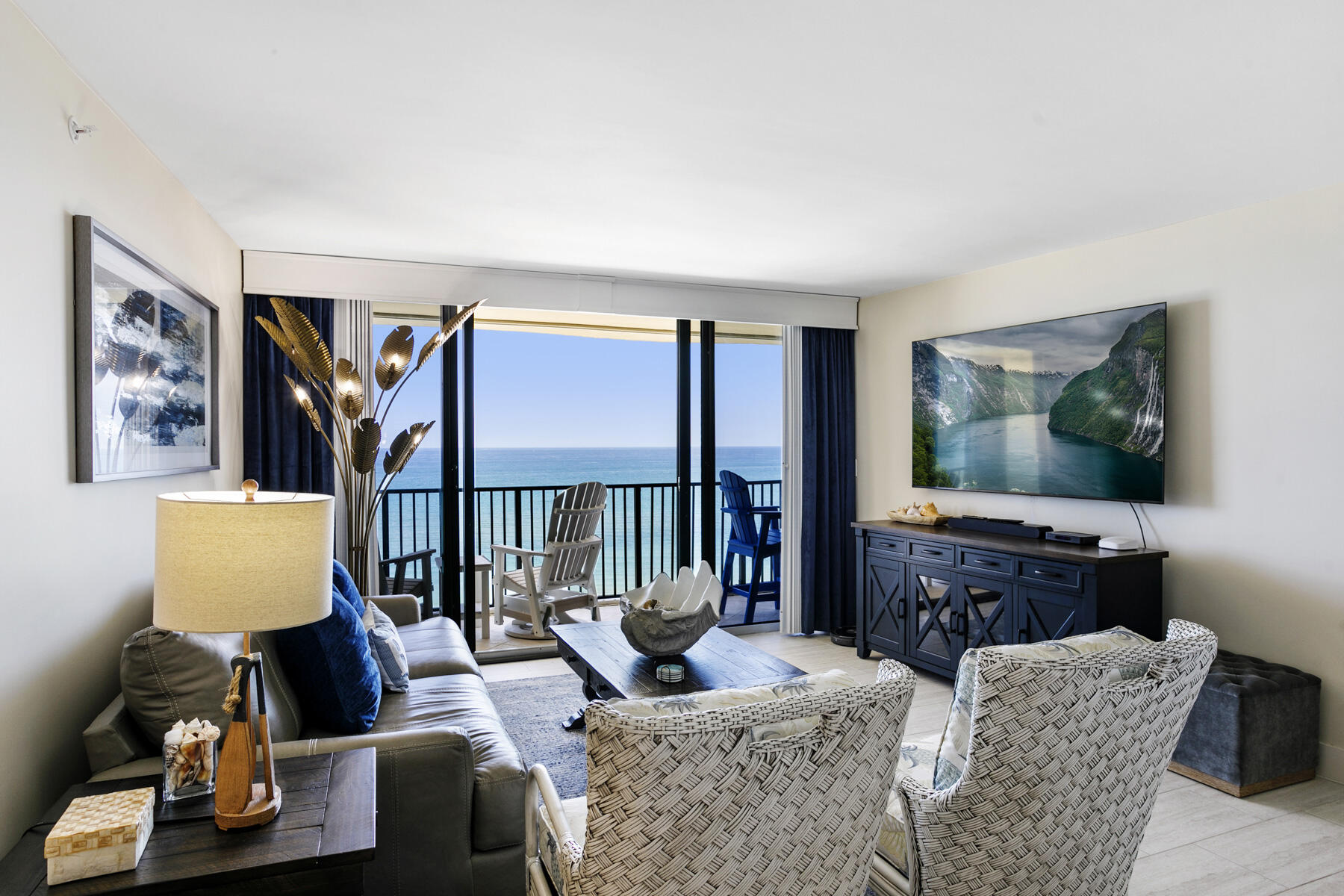 OCEAN TRAIL CONDO I - Residential Lease