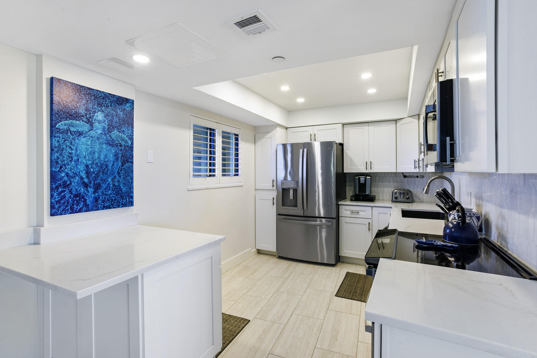 OCEAN TRAIL CONDO I - Residential Lease