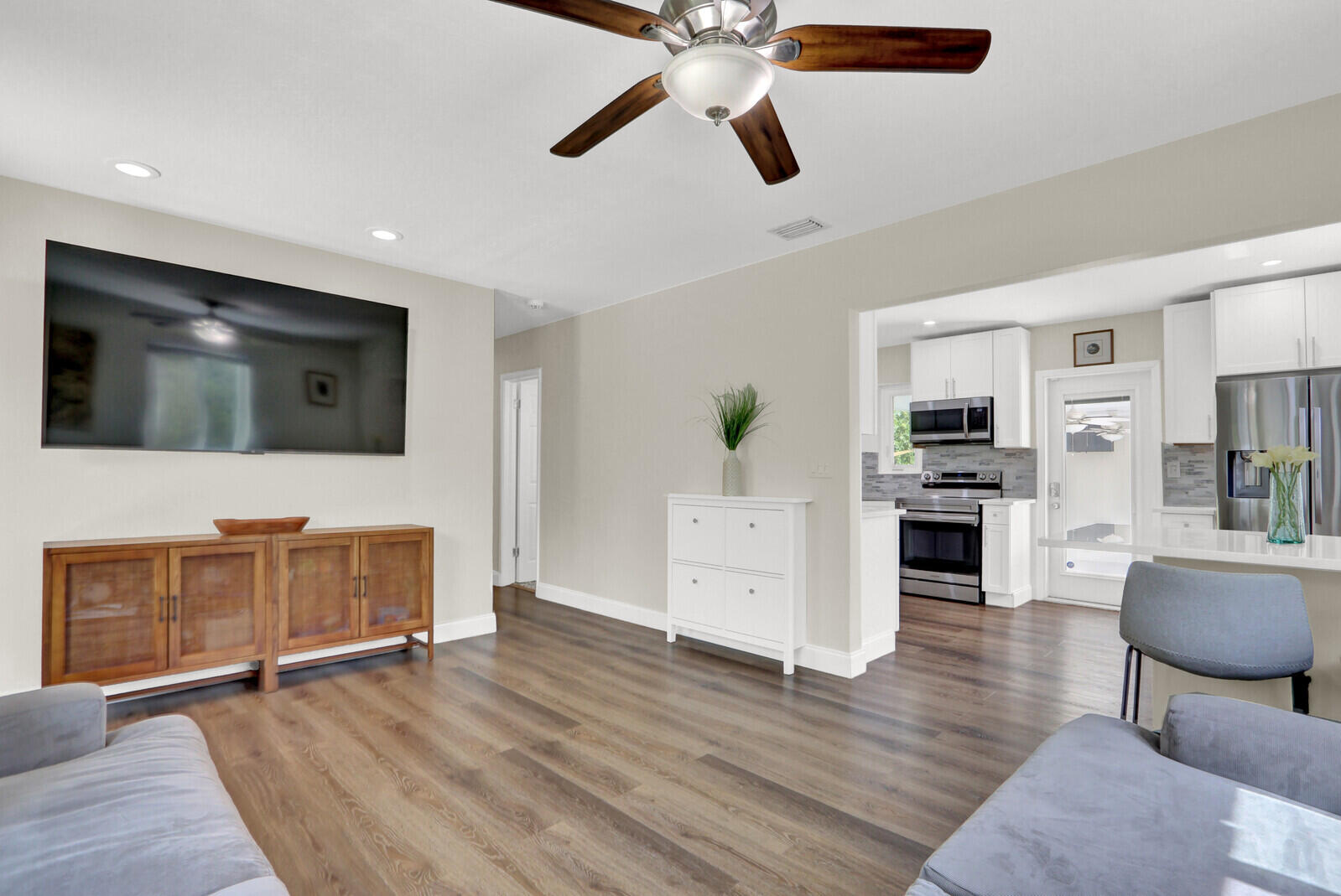 KELSEY CITY - Residential