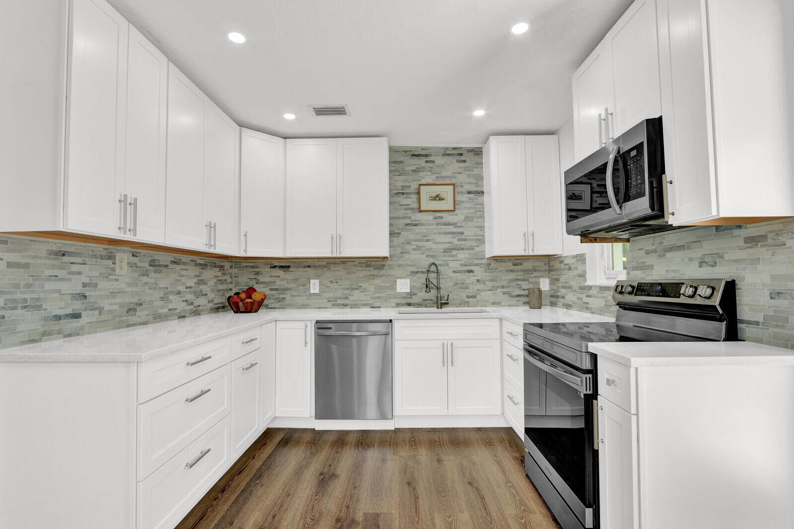 KELSEY CITY - Residential