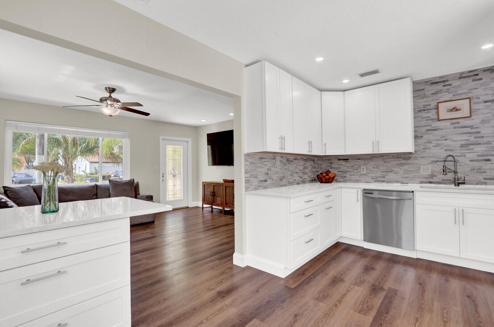 KELSEY CITY - Residential