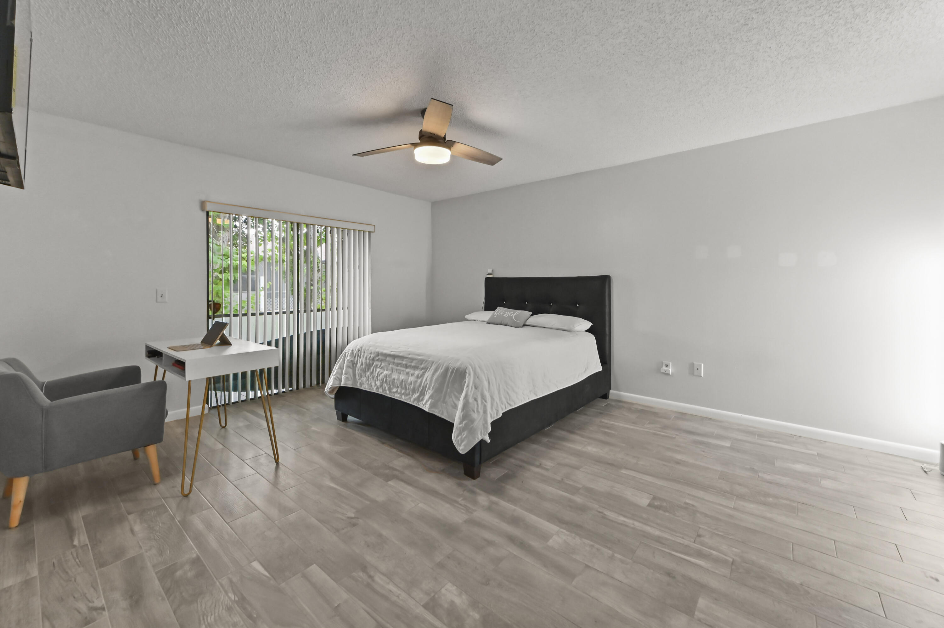 INDIAN TRAIL VILLAS - Residential