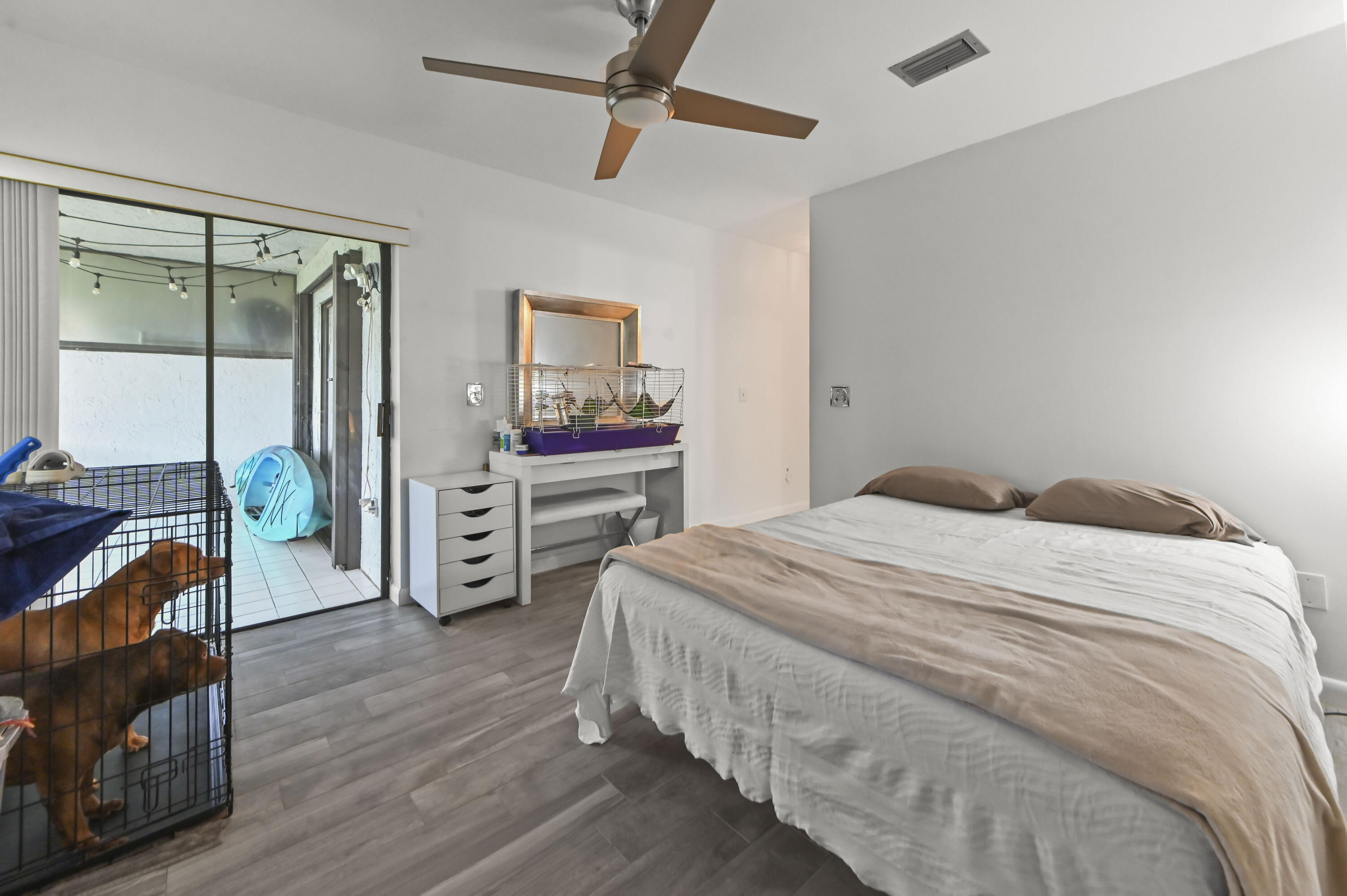INDIAN TRAIL VILLAS - Residential