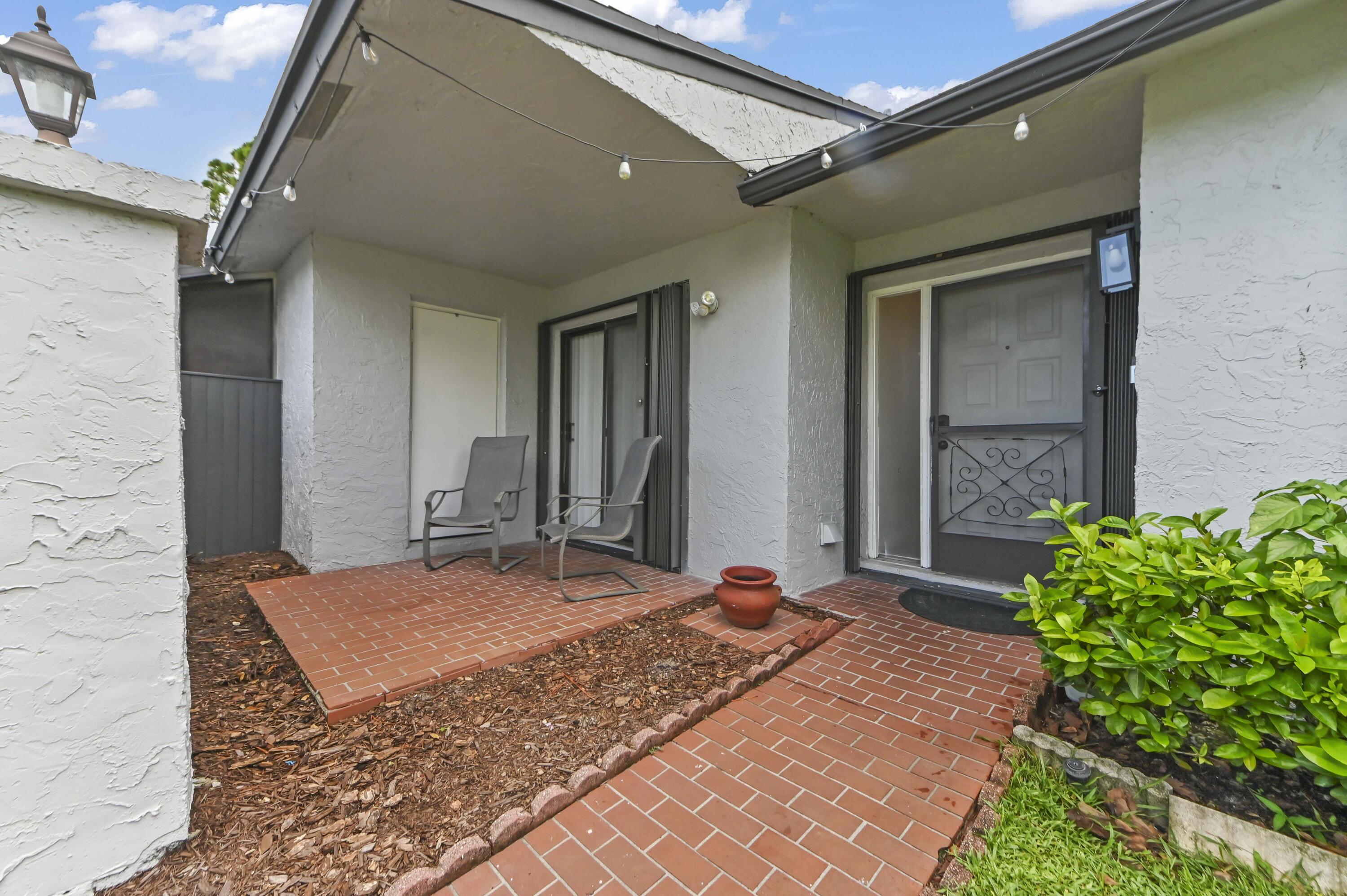 INDIAN TRAIL VILLAS - Residential