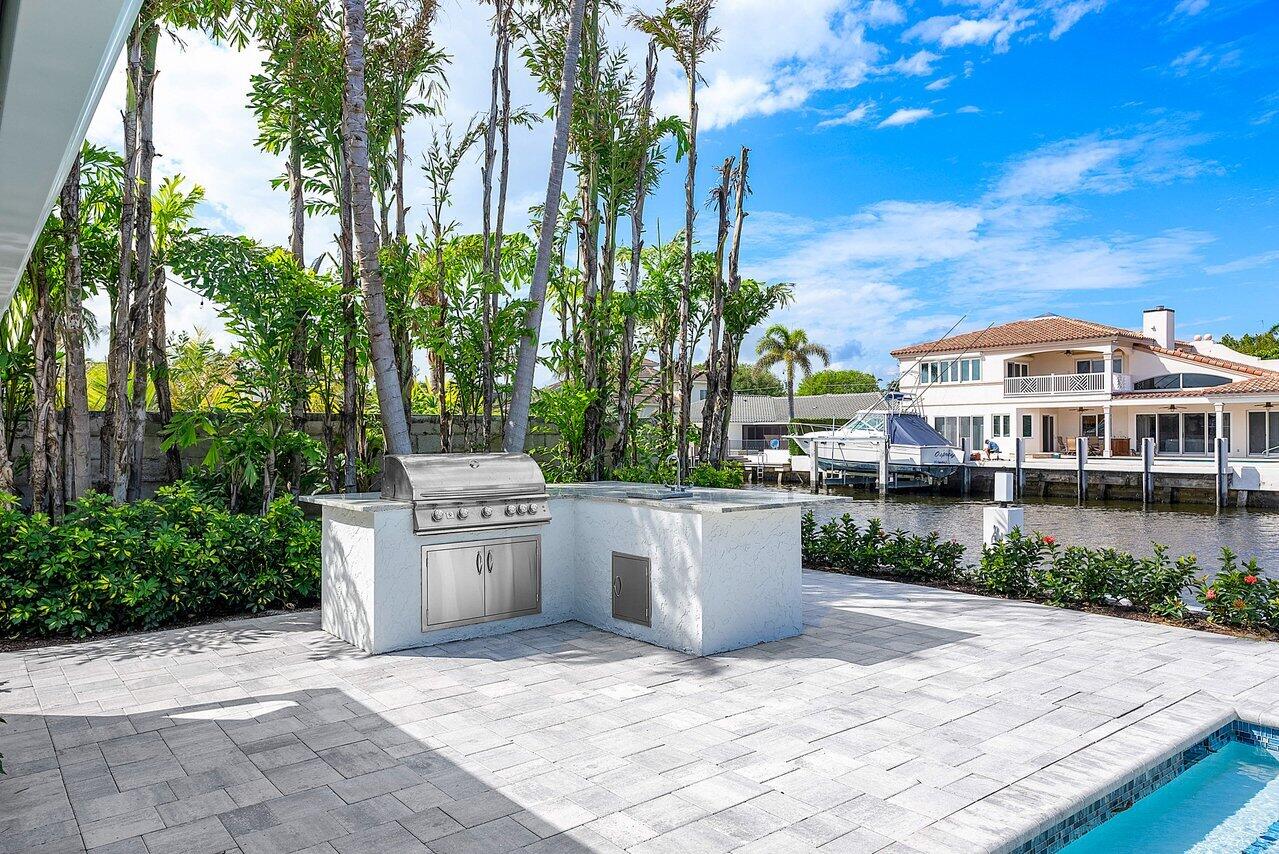 TROPIC ISLE - Residential