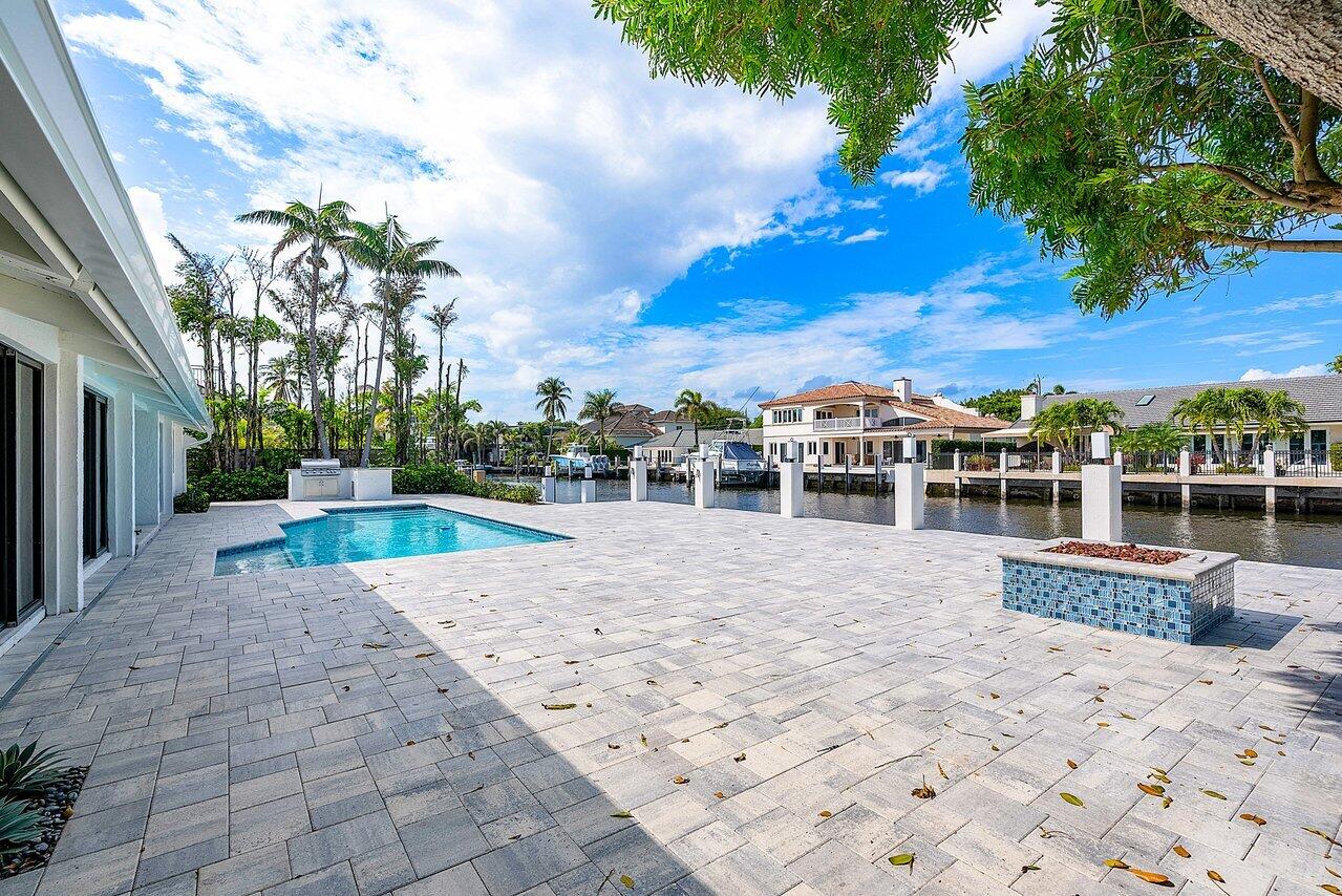 TROPIC ISLE - Residential