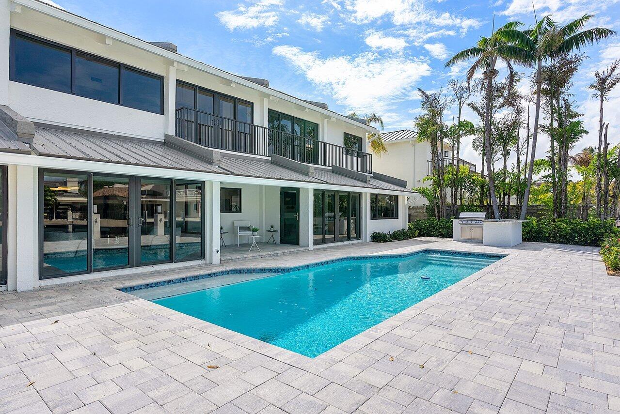 TROPIC ISLE - Residential