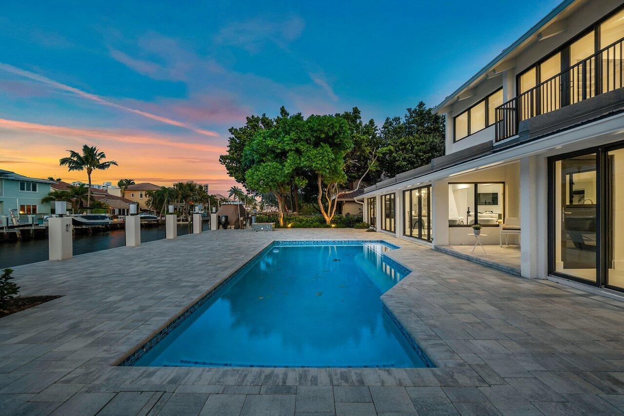 TROPIC ISLE - Residential
