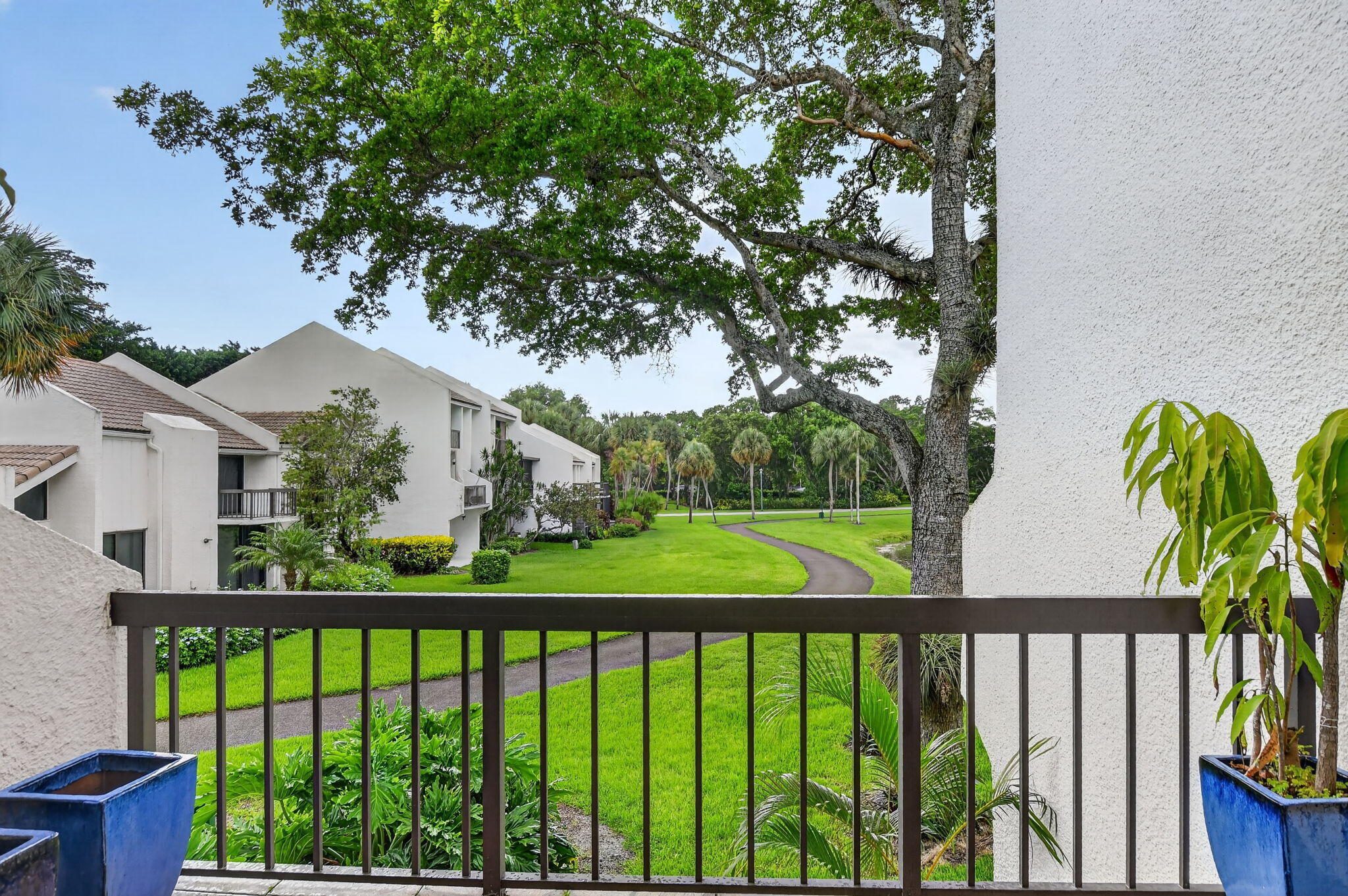 Bridgewood Townhouse - Residential