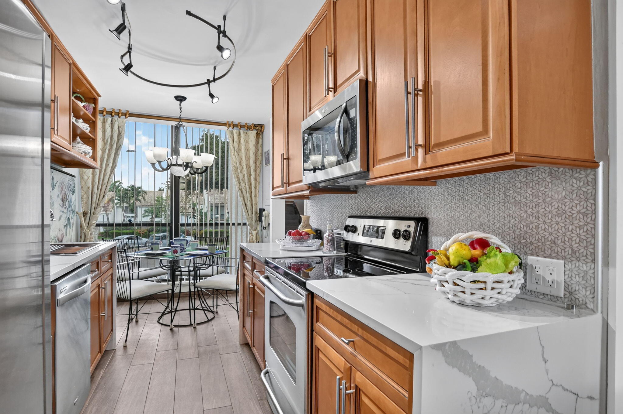 Bridgewood Townhouse - Residential
