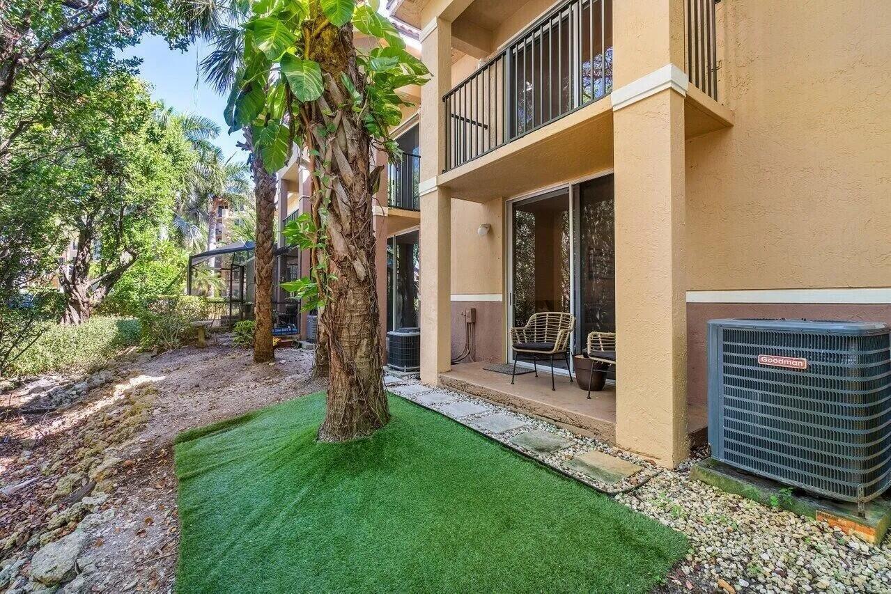 HYPOLUXOS MARINERS CAY CONDO - Residential Lease