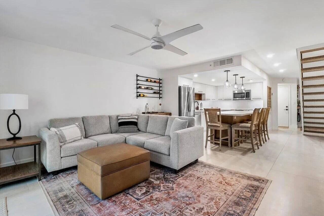 HYPOLUXOS MARINERS CAY CONDO - Residential Lease