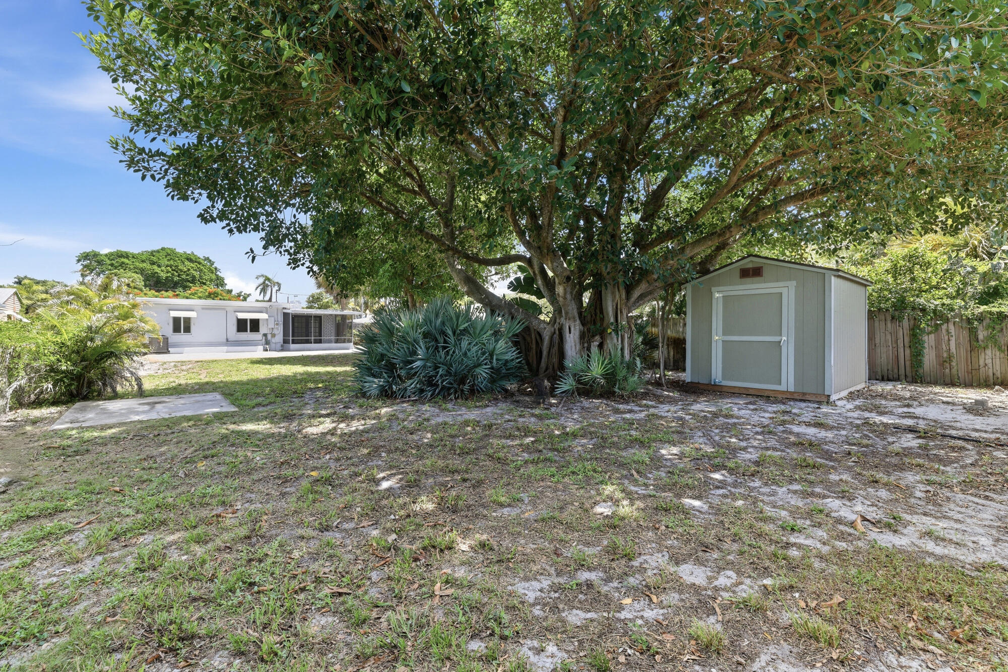 LAKE WORTH HEIGHTS - Residential