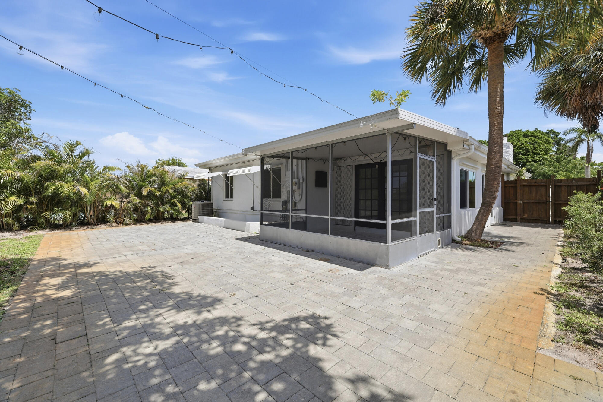 LAKE WORTH HEIGHTS - Residential