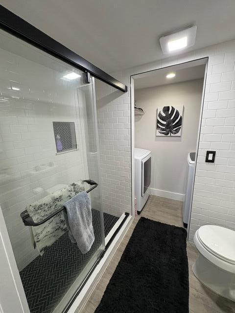 LAKEWOOD - Residential Lease
