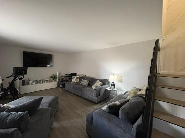 LAKEWOOD - Residential Lease