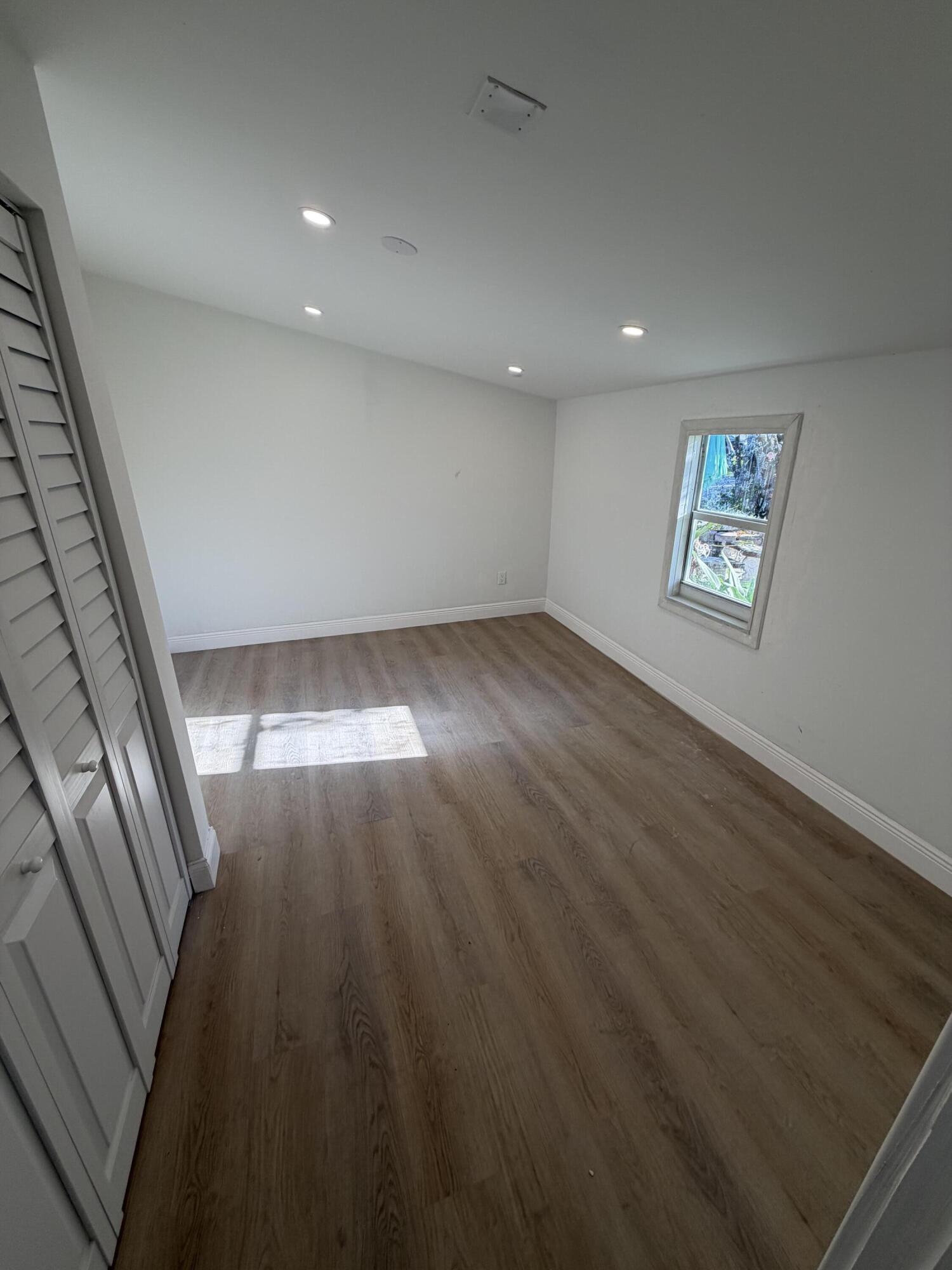 DILLMAN HEIGHTS 3 - Residential