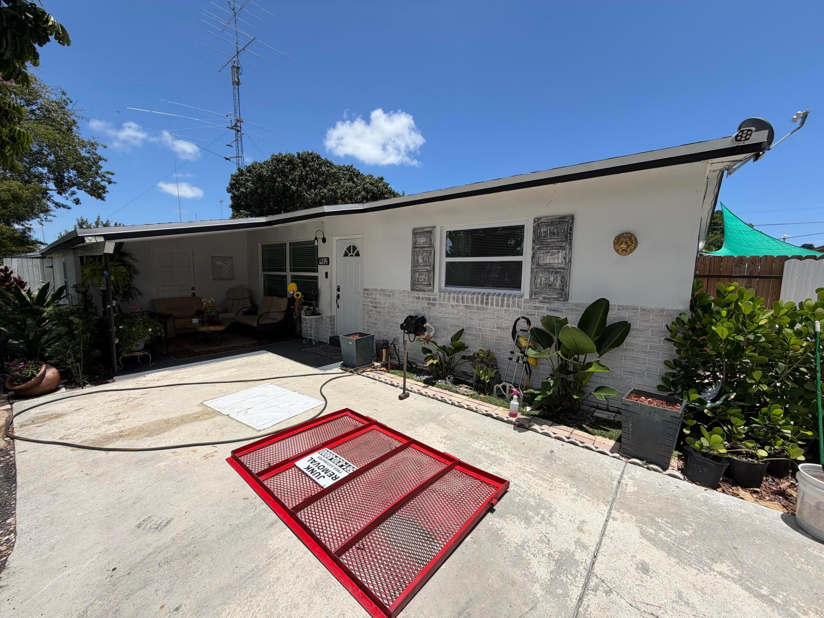 DILLMAN HEIGHTS 3 - Residential